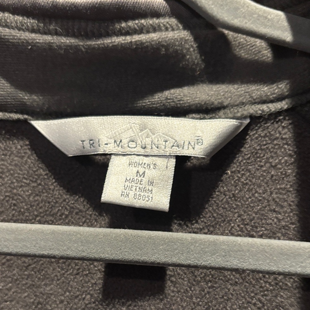 Women's Utility Jacket in Gray - Picture 2 of 6